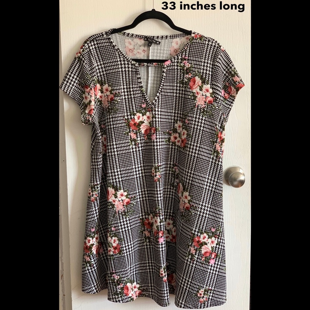 Women’s/juniors dress